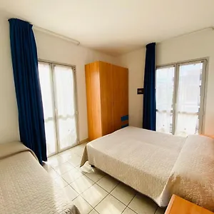 Apartmán Augustus - Piazza Mazzini - Vicino Al Mare - Immobil Relax, Lido di Jesolo